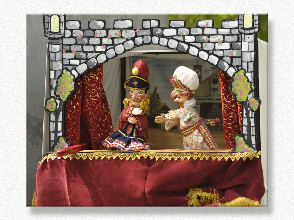 Punch And Judy at Four Winds...