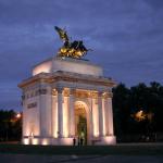 Wellington Arch at Dusk...