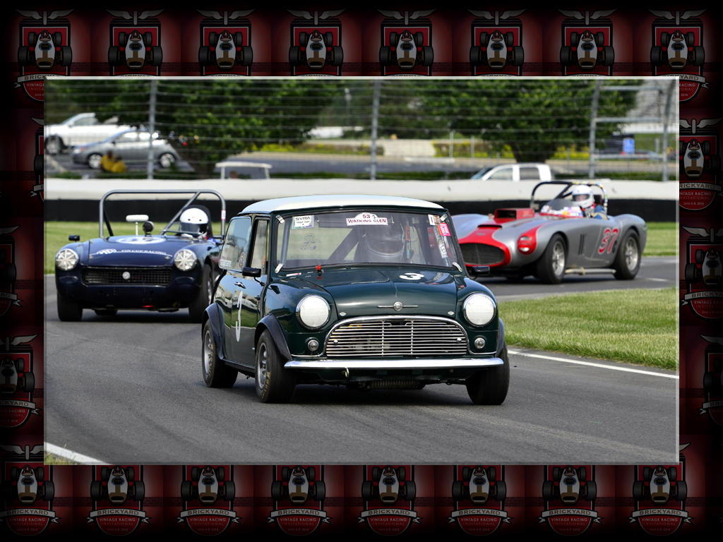 Mini Leads the Pack...