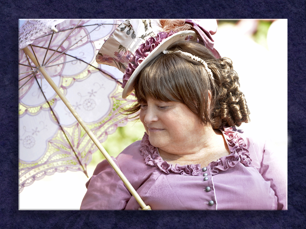 Parasol and Petit Hat...